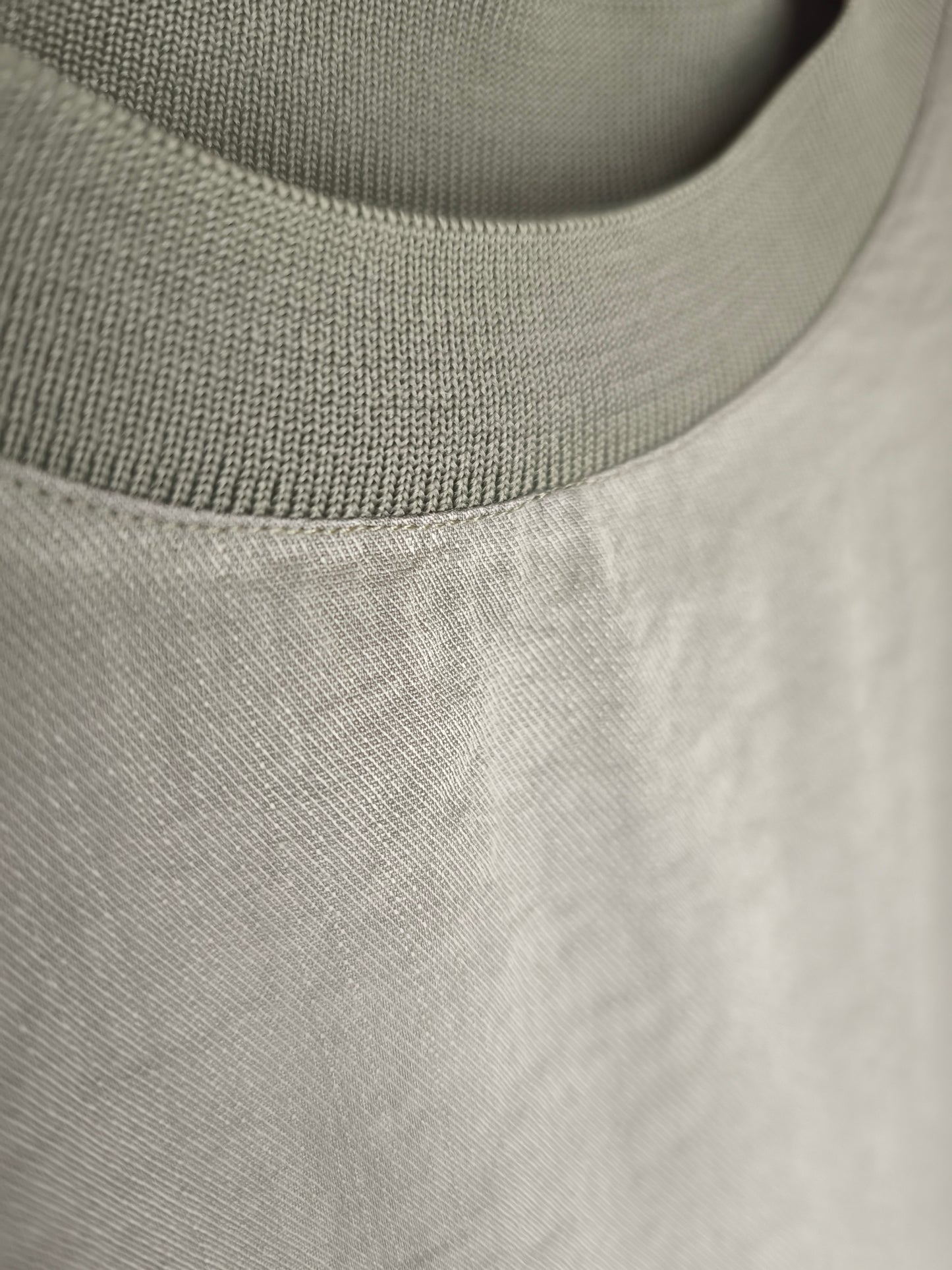 Completo T-shirt e Pantalone vendibile separatamente