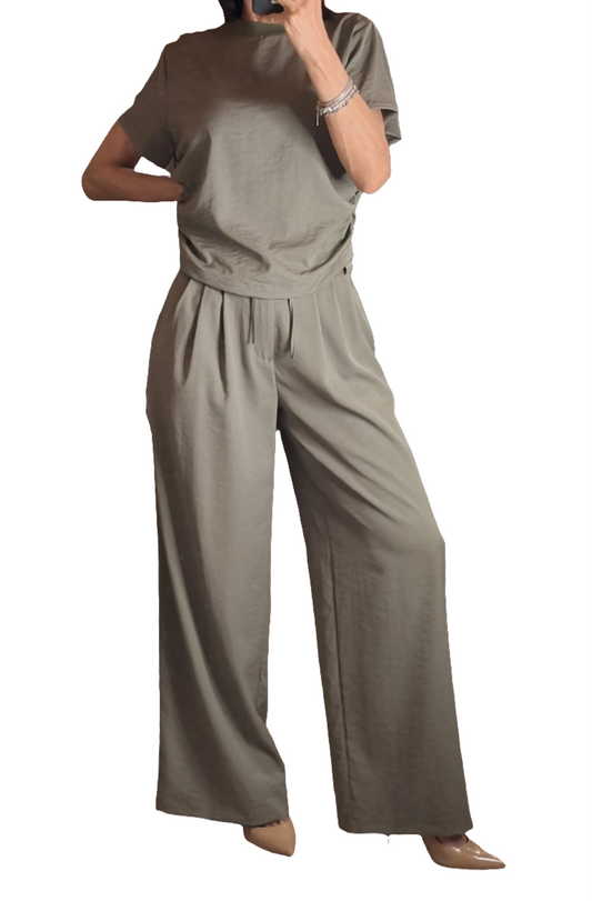 Completo T-shirt e Pantalone vendibile separatamente