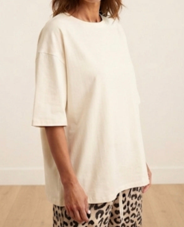T-shirt over manica midi