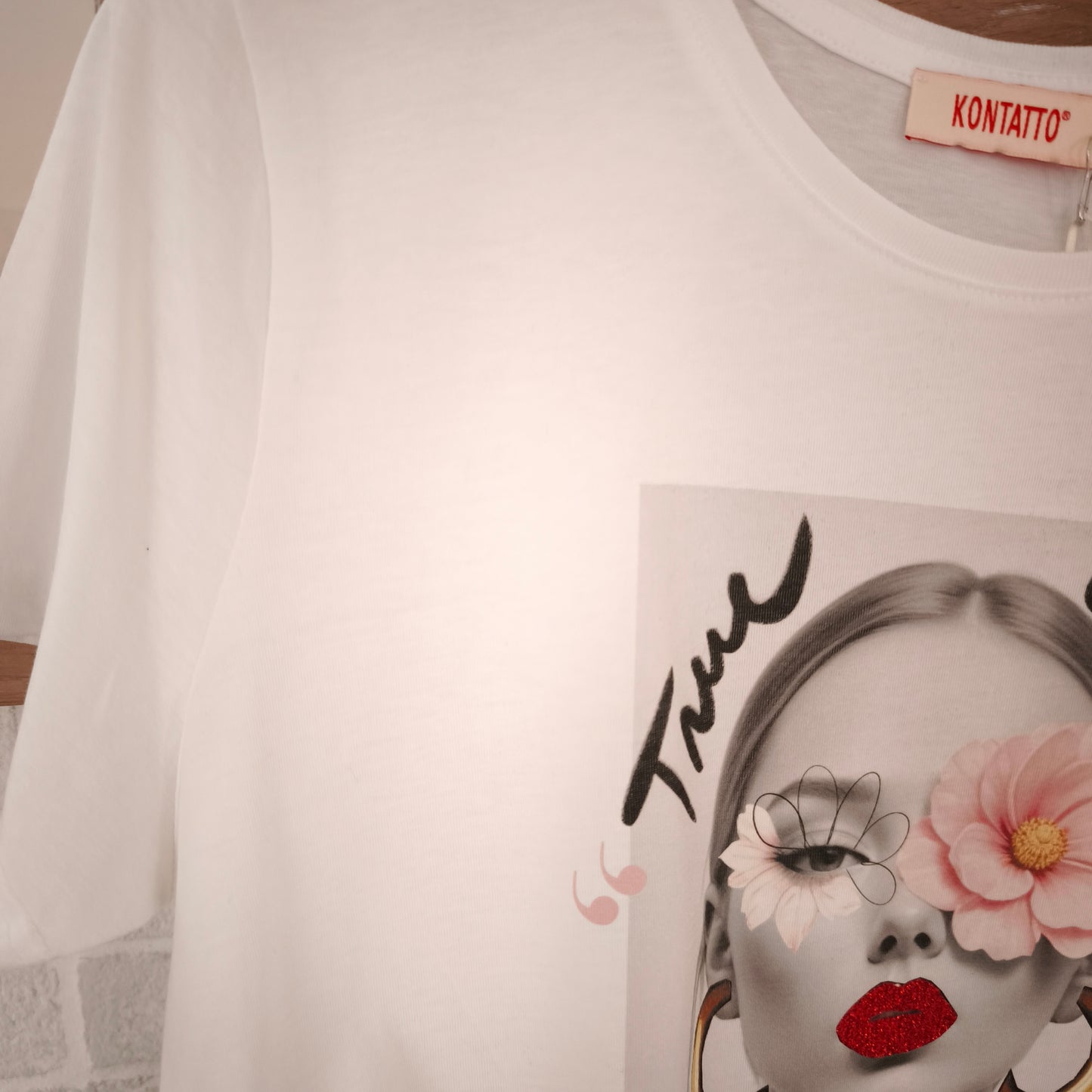 T-shirt Beauty Kontatto
