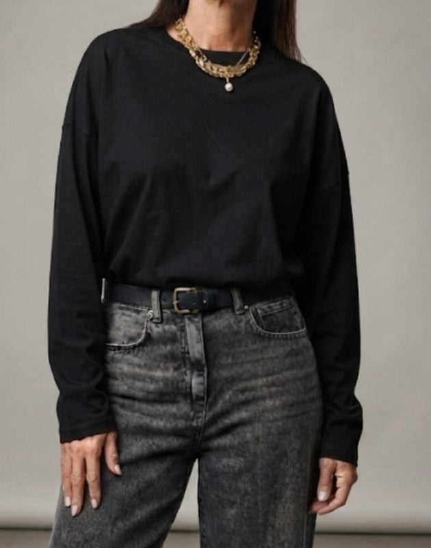 T-shirt over boxy a manica extra-long